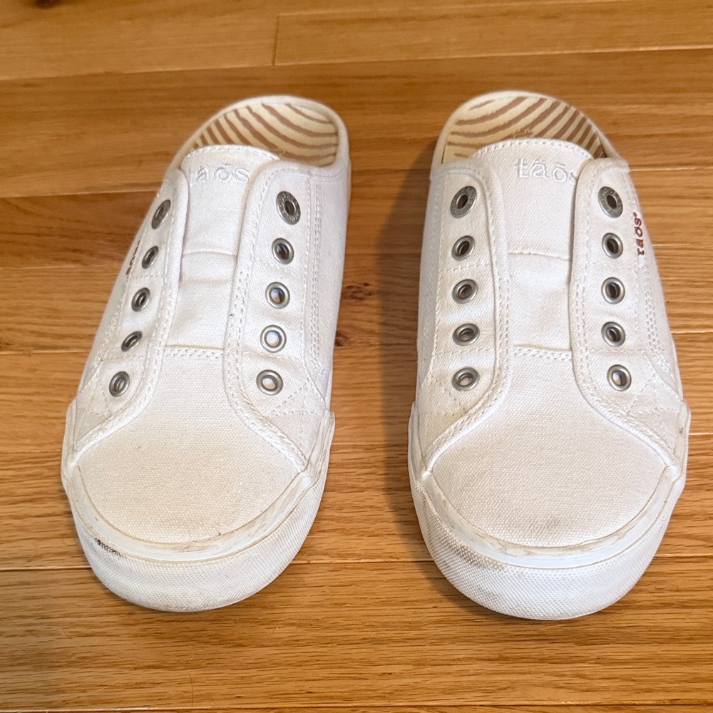 Taos Footwear Women's White Slip-On Sneakers